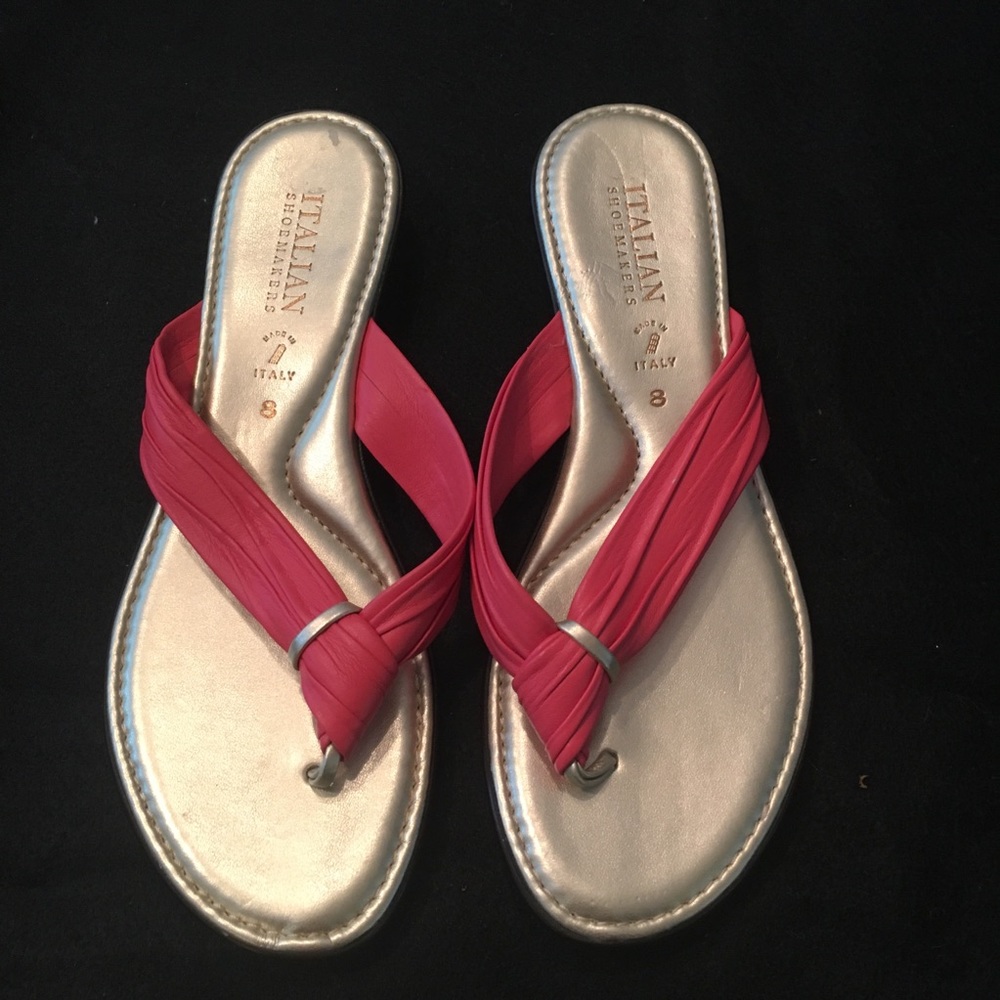 NWOT Coral Sandal